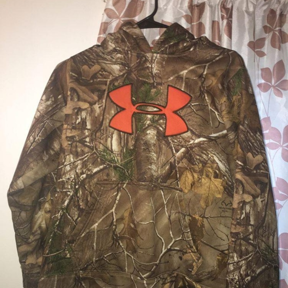 Camo hoodie